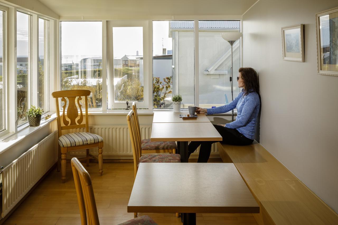 Akranes Hi Hostel - Staywest Esterno foto